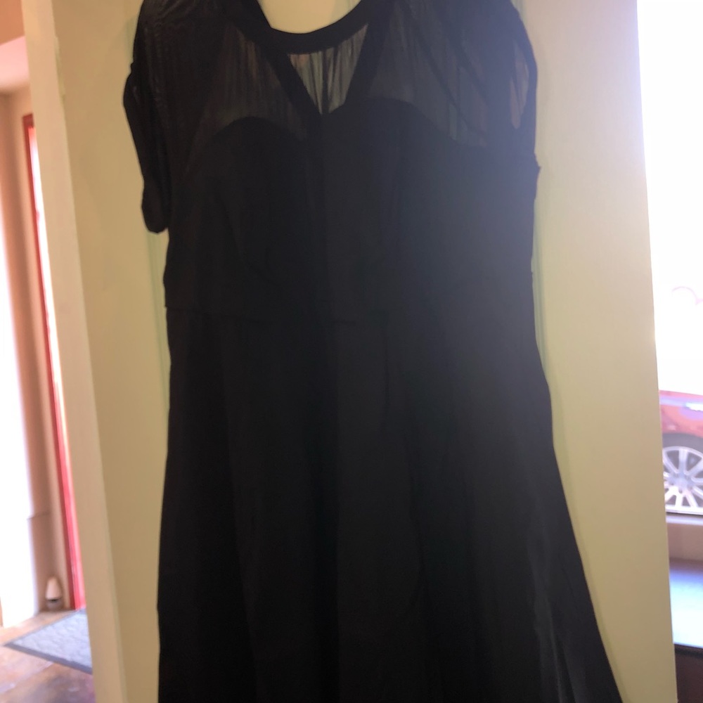Torrid Retro Chic Mesh Illusion Swing Dress firm🥳 - Picture 2 of 4